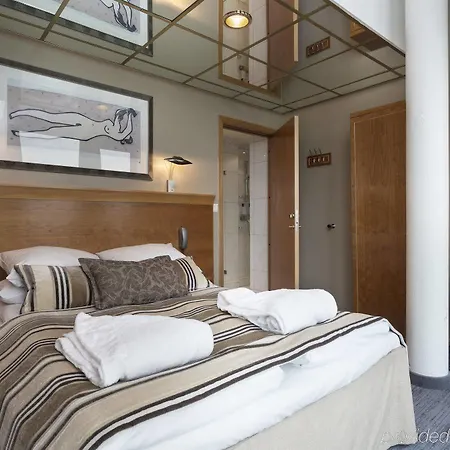 Scandic Hotell 4*
